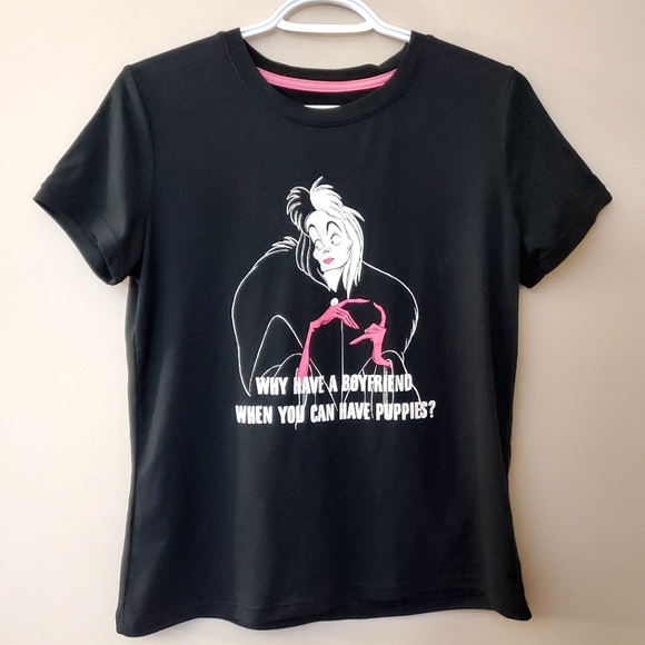 Disney Villains Cruella DeVille tee - Read for sizing - Picture 2 of 3